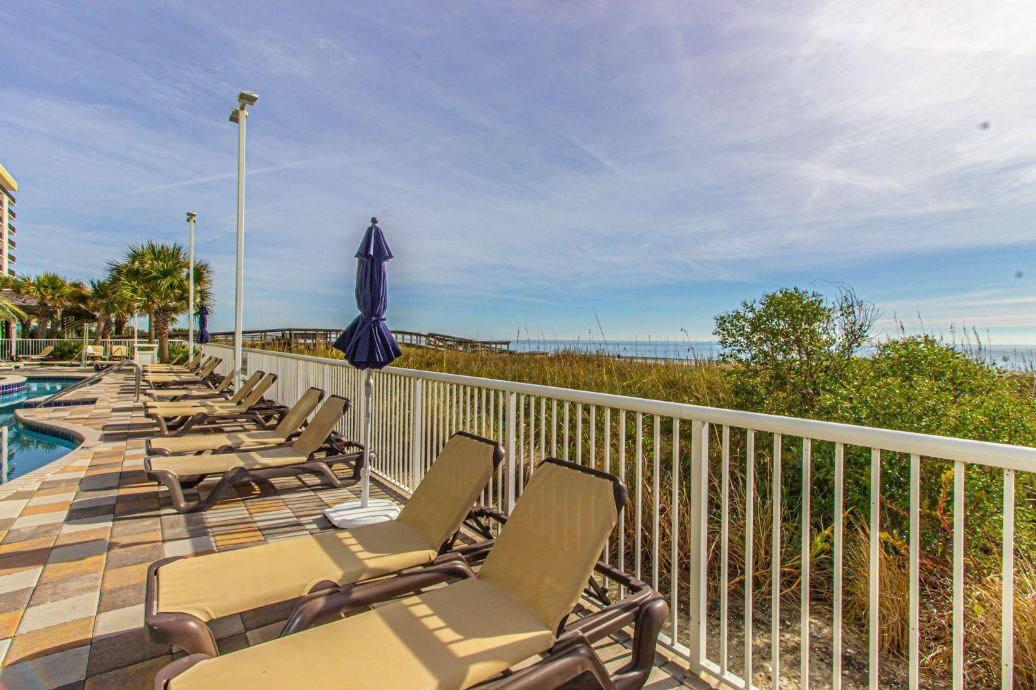 Towers On The Grove 724 Direct Oceanfront Suite Sleeps 6 Guests Myrtle Beach Room photo