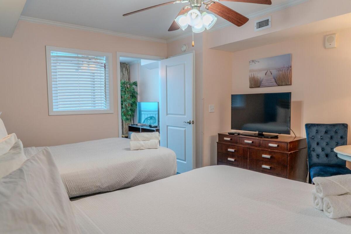 Towers On The Grove 724 Direct Oceanfront Suite Sleeps 6 Guests Myrtle Beach Exterior photo