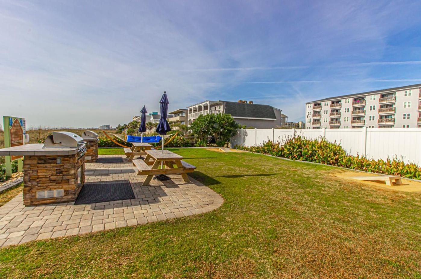 Towers On The Grove 724 Direct Oceanfront Suite Sleeps 6 Guests Myrtle Beach Exterior photo